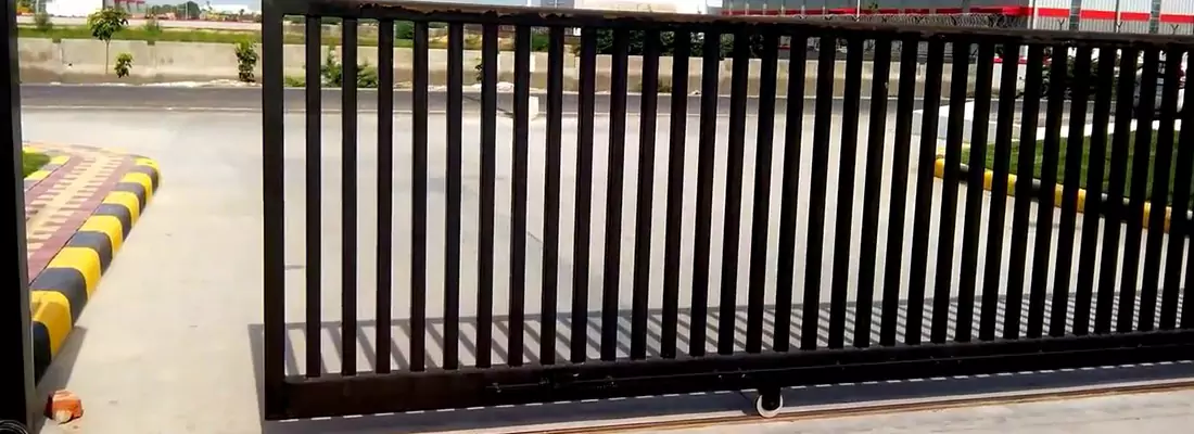 Commercial Automatic Sliding Repair and Maintenance in Levis, QC