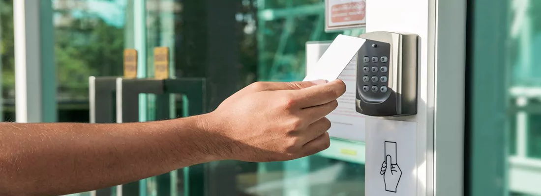 Custom Access Control Systems for Businesses in Levis, QC