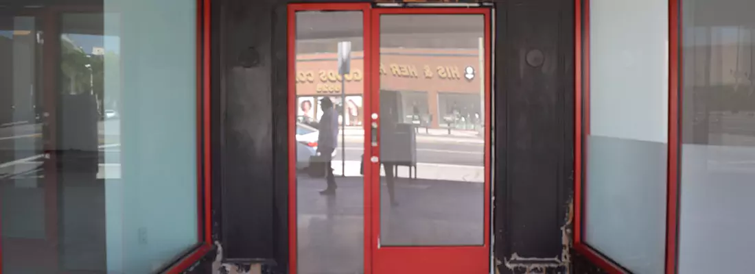 Sliding Motion Sensor Door Service in Levis, QC